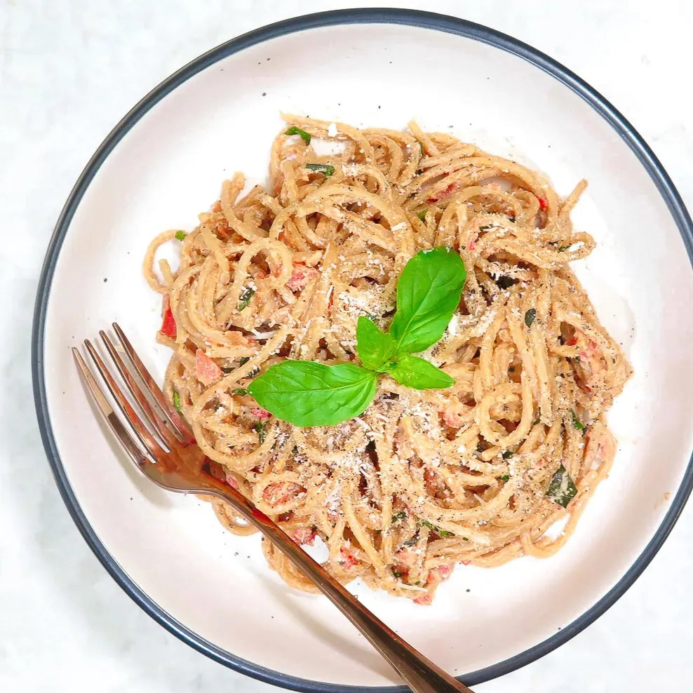 Creamy tomato and basil spaghetti